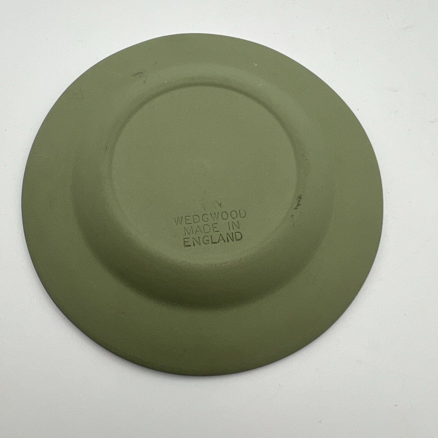 Piattino in porcellana Inglese Wedgwood verde Vintage stile neoclassico 900 Categoria  Vasi e Portafiori