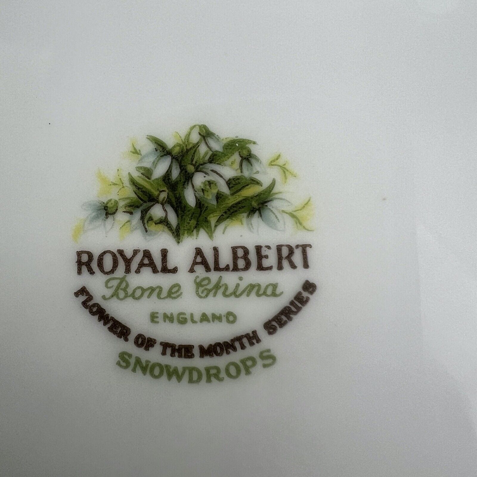 Piattino piatto da dolce per tazza tazzina Royal Albert con mese inglese GENNAIO Categoria  Servizio tazze - Tazze