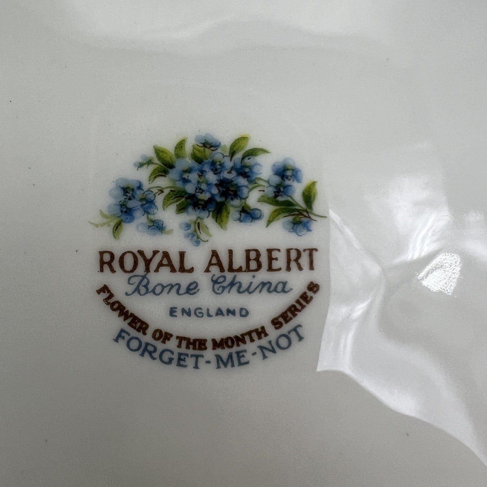 Piattino piatto da dolce per tazza tazzina Royal Albert con mese inglese LUGLIO Categoria  Servizio tazze - Tazze