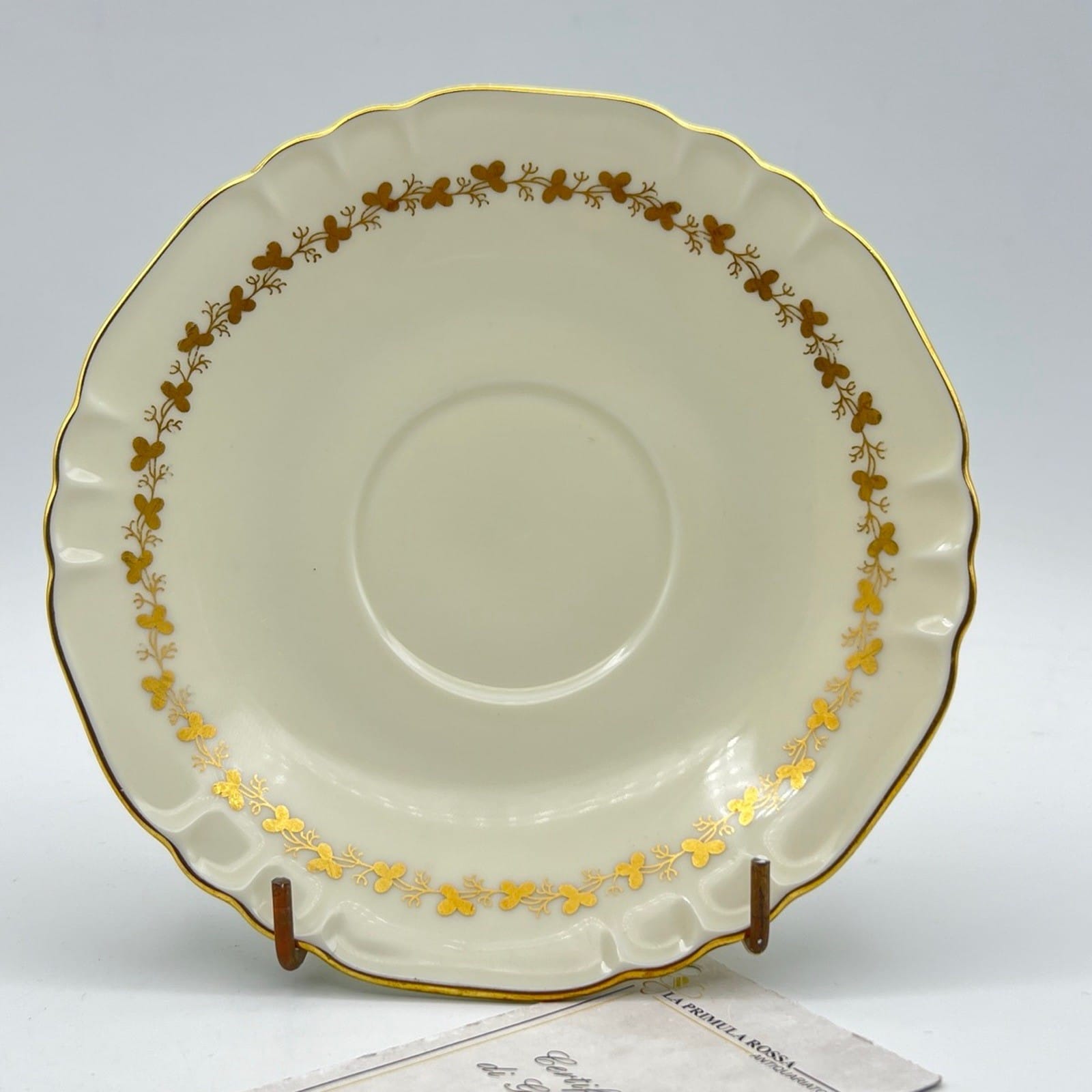 Piattino sottotazza antico in porcellana Vecchio Richard Ginori per servizio the Categoria  Servizio tazze - Tazze