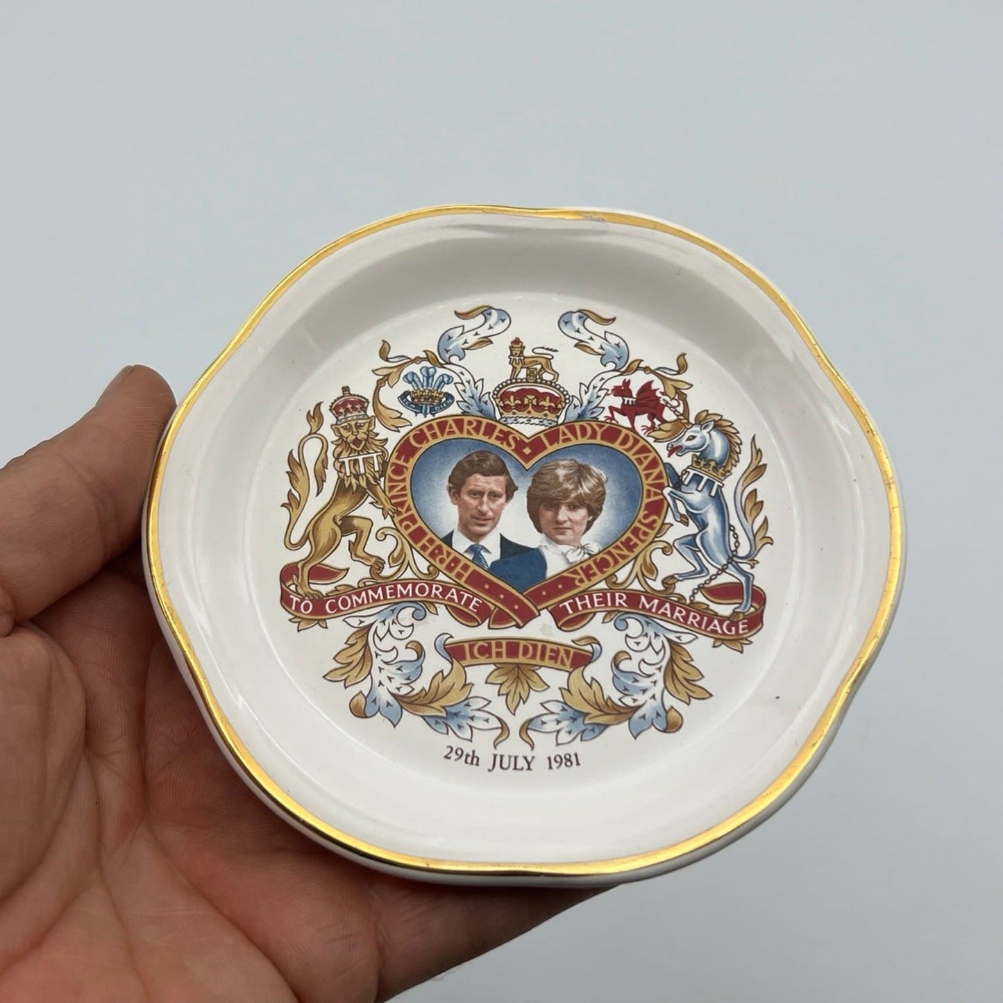 Piattino Vintage Inglese Matrimonio Principe Carlo e Lady Diana Casa Reale 1981 Categoria  Piatti e Piattini