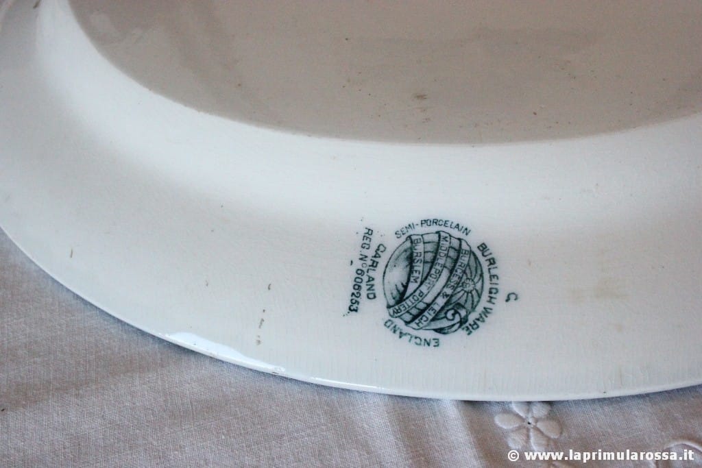 PIATTO ANTICO DA PORTATA IN CERAMICA VASSOIO OVALE INGLESE EPOCA 800 MEAT PLATE Categoria  Piatti Vassoio