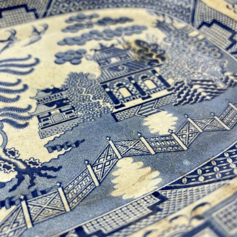 Piatto Antico da portata vassoio in terraglia colore bianco e blu decoro Willow Categoria  Ceramiche e Porcellane