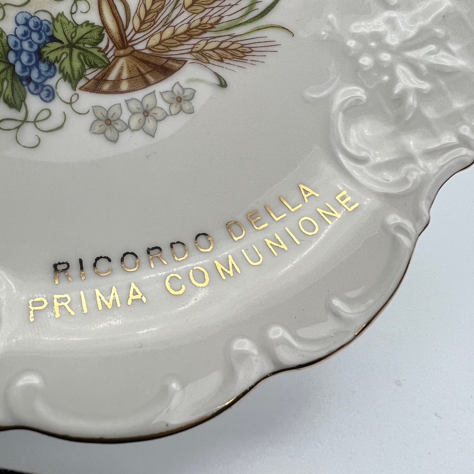 Piatto antico in porcellana Bianca Bavaria Decorativo Prima Comunione con Angeli Categoria  Piatti e Piattini