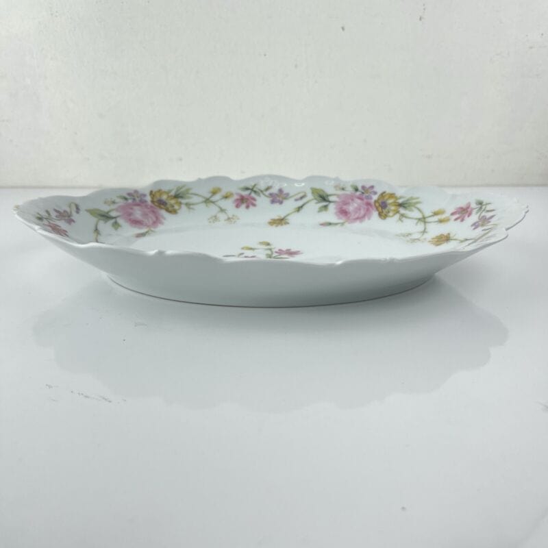 Piatto antico in porcellana bianca Limoges vecchio vassoio Fiori Rosa 1918 1929 Categoria  Piatti Vassoio