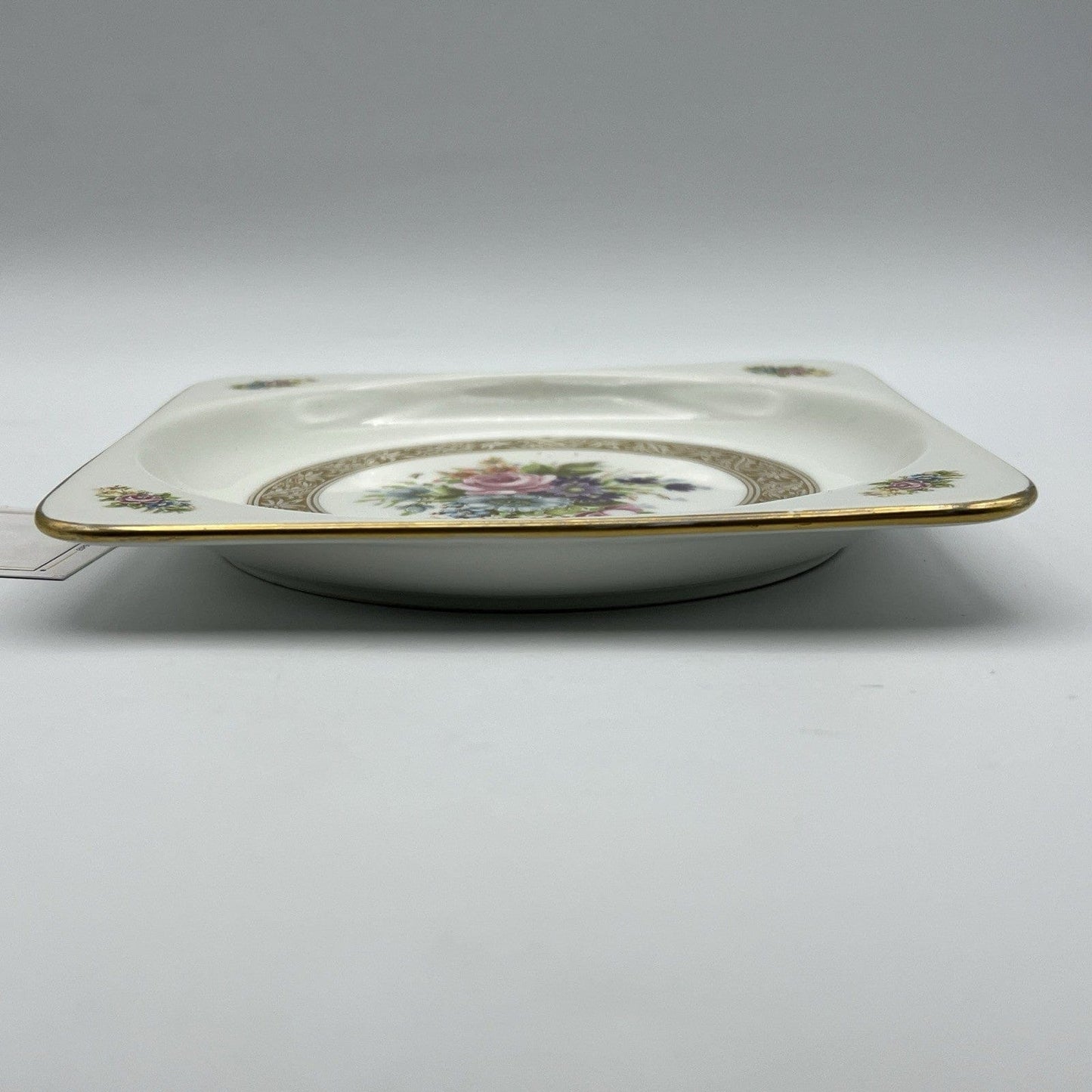 Piatto antico svuotatasche in ceramica Bavaria decorato con Fiori Rose ciotola Categoria  Piatti e Piattini