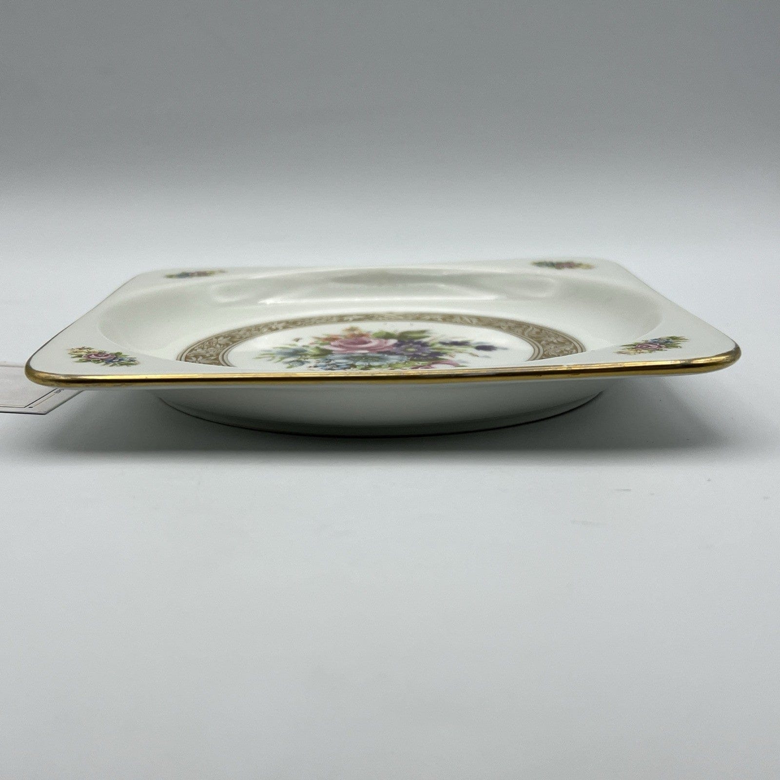 Piatto antico svuotatasche in ceramica Bavaria decorato con Fiori Rose ciotola Categoria  Piatti e Piattini