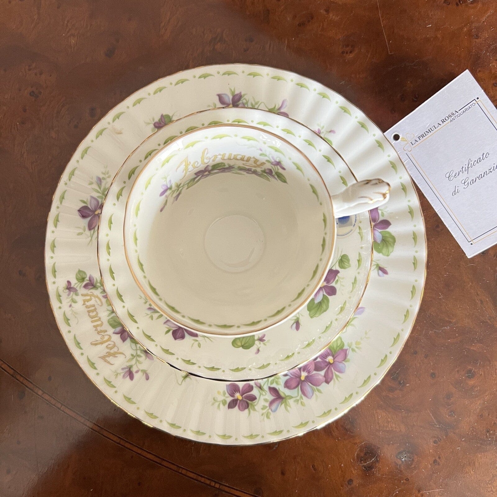 Piatto da dolce per frutta Royal Albert con mese Flower Of The Month Febbraio Categoria  Servizio tazze - Tazze