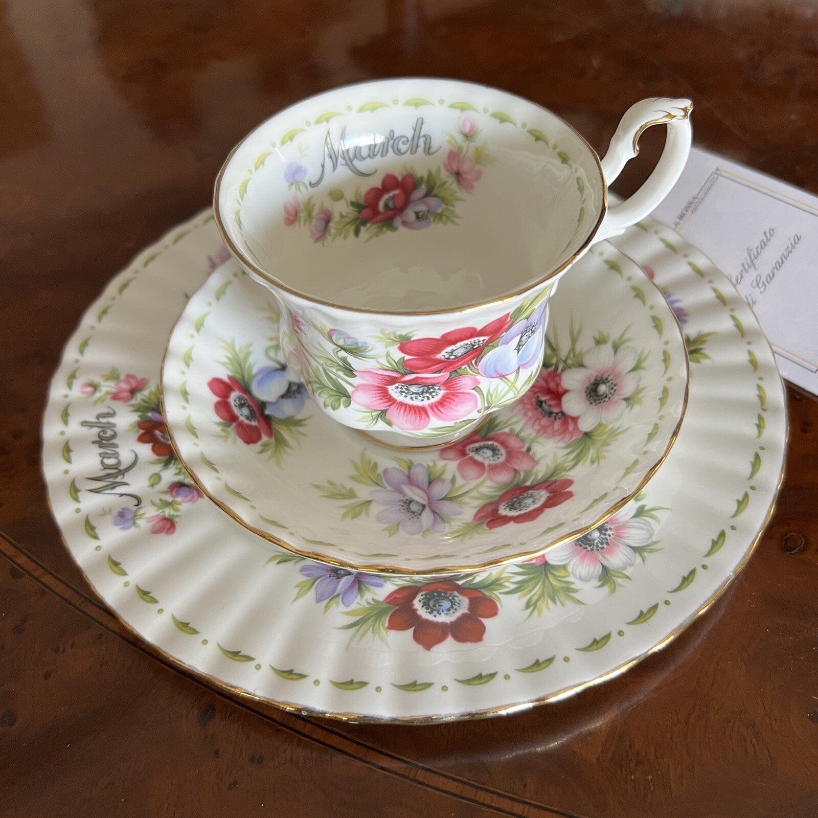 Piatto da dolce per frutta Royal Albert con mese Flower Of The Month Marzo Categoria  Servizio tazze - Tazze