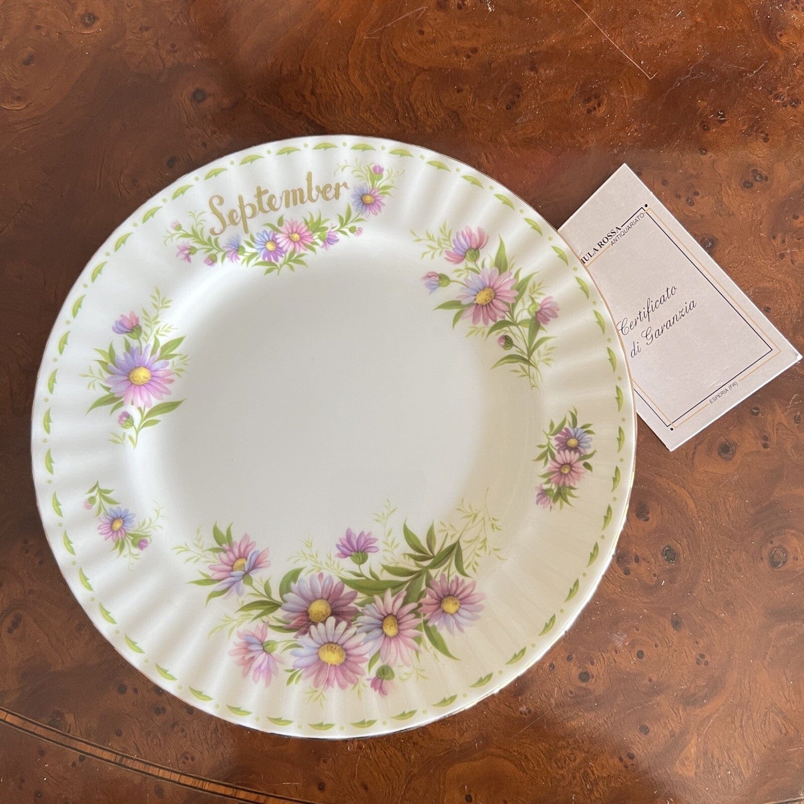 Piatto da dolce per frutta Royal Albert con mese Flower Of The Month SETTEMBRE Categoria  Servizio tazze - Tazze
