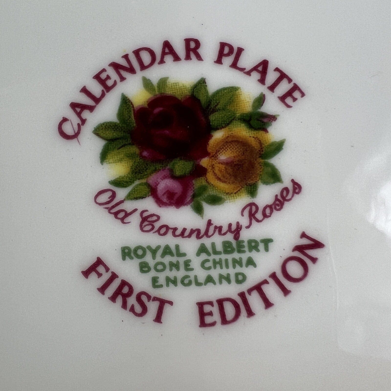 Piatto decorativo Caldario Anno 1980 Porcellana Royal Albert Old Country Roses Categoria  Piatti e Piattini