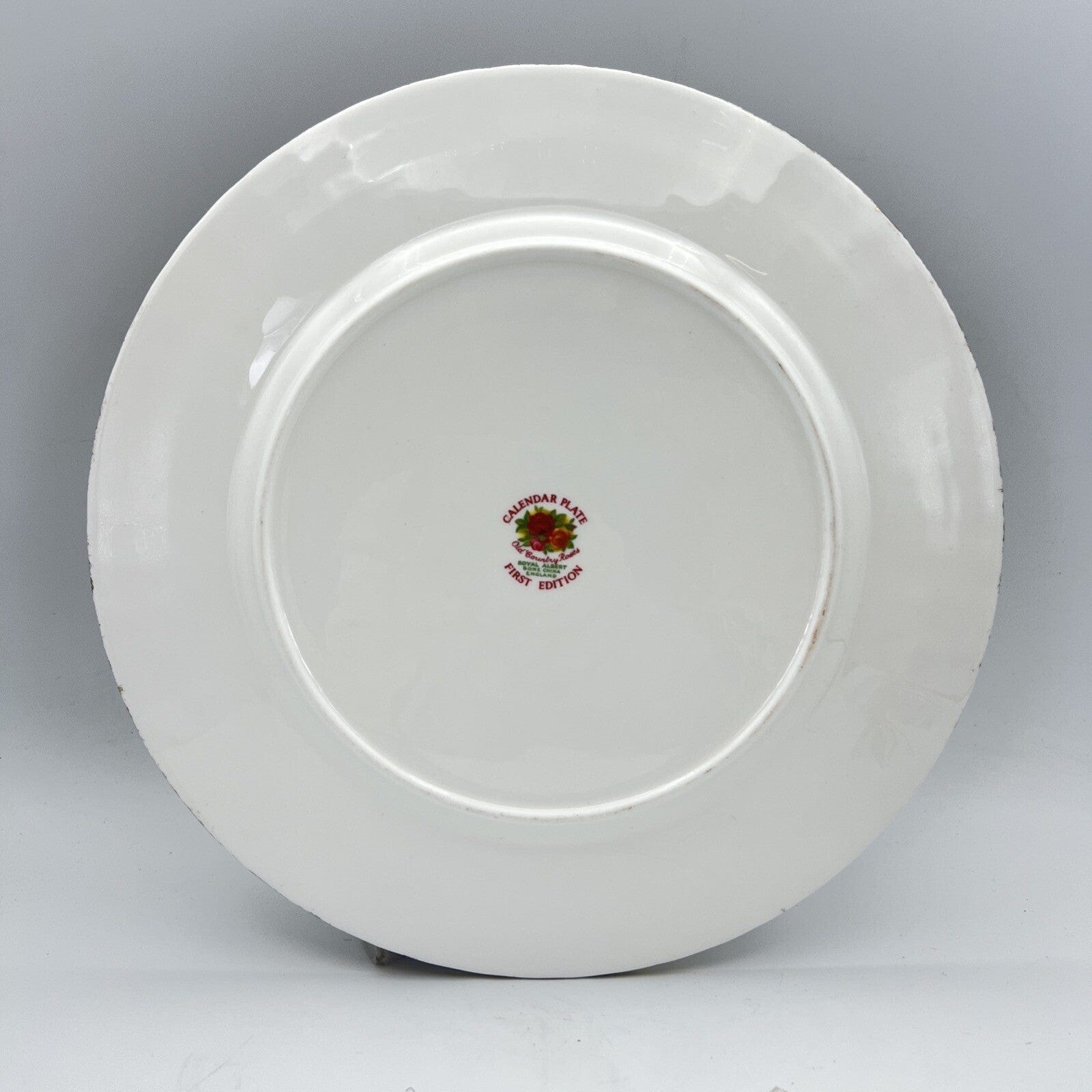 Piatto decorativo Caldario Anno 1980 Porcellana Royal Albert Old Country Roses Categoria  Piatti e Piattini