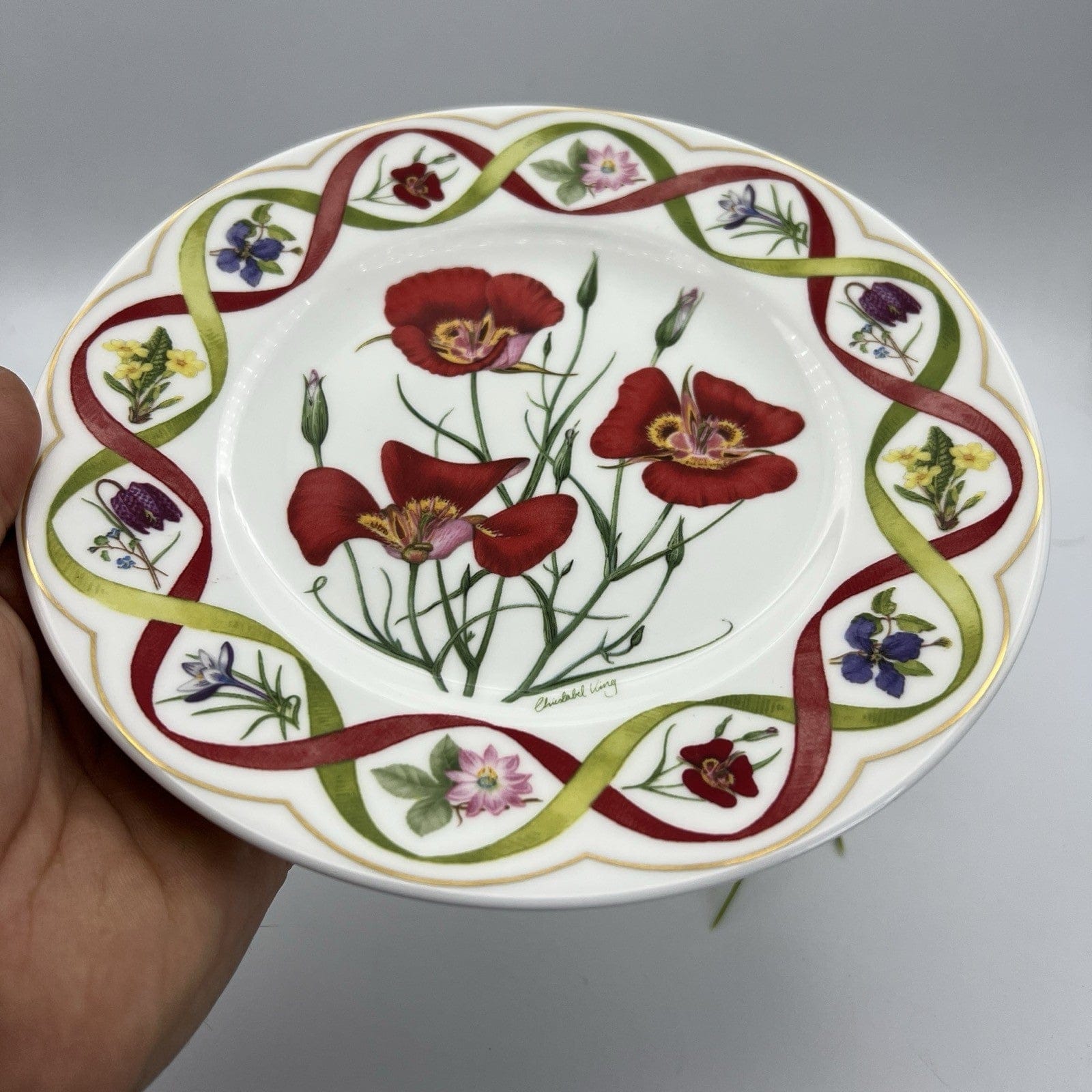 Piatto decorativo da collezione Porcellana Wedgwood Flower of Kew Fiori Papaveri Categoria  Piatti e Piattini