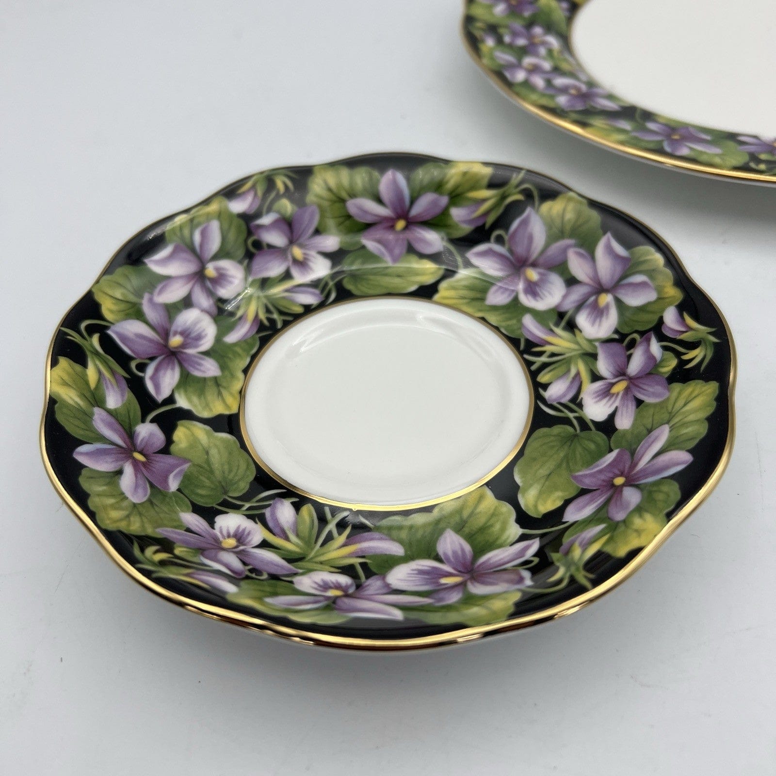 Piatto + Piattino in porcellana Royal Albert Provincial Flowers Fiori Violet Categoria  Piatti e Piattini