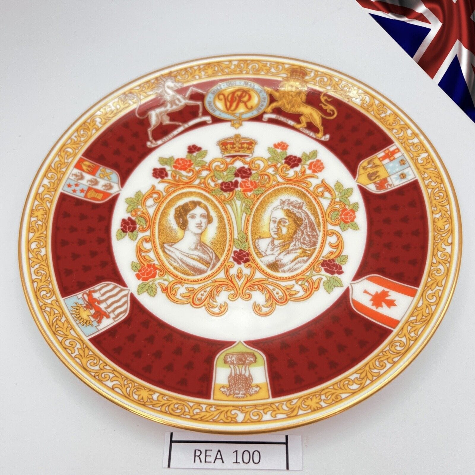 Piatto vintage in Porcellana Coalport della Regina Vittoria Casa Reale 150 anni Categoria  Arte e antiquariato:Porcellana e ceramica:Piatti commemorativi