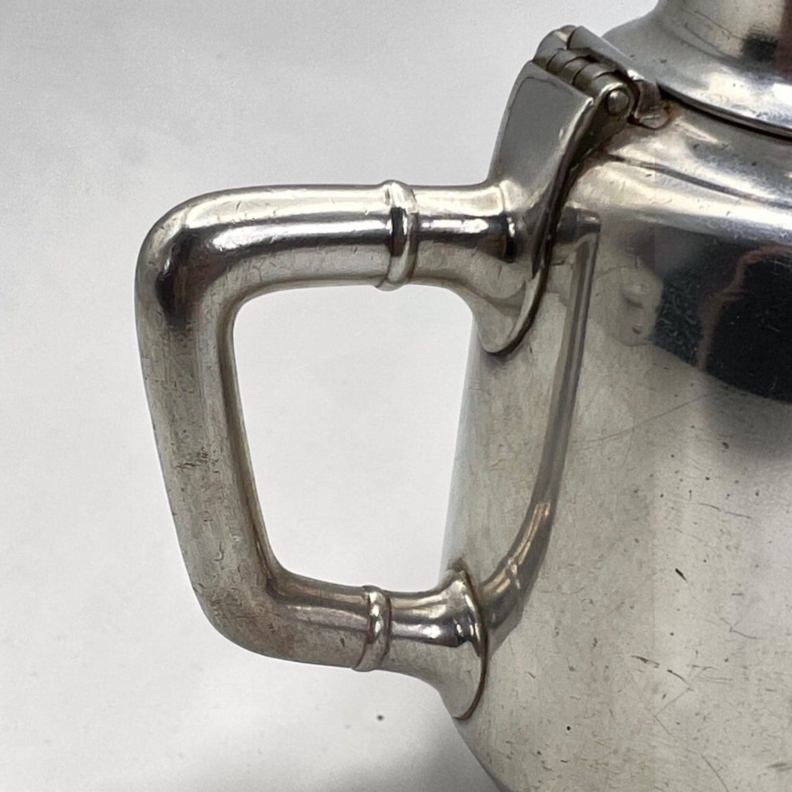 Piccola Caffettiera Antica in argento Silver plated Teiera sheffield Arthur K Categoria  Sheffield & Argento