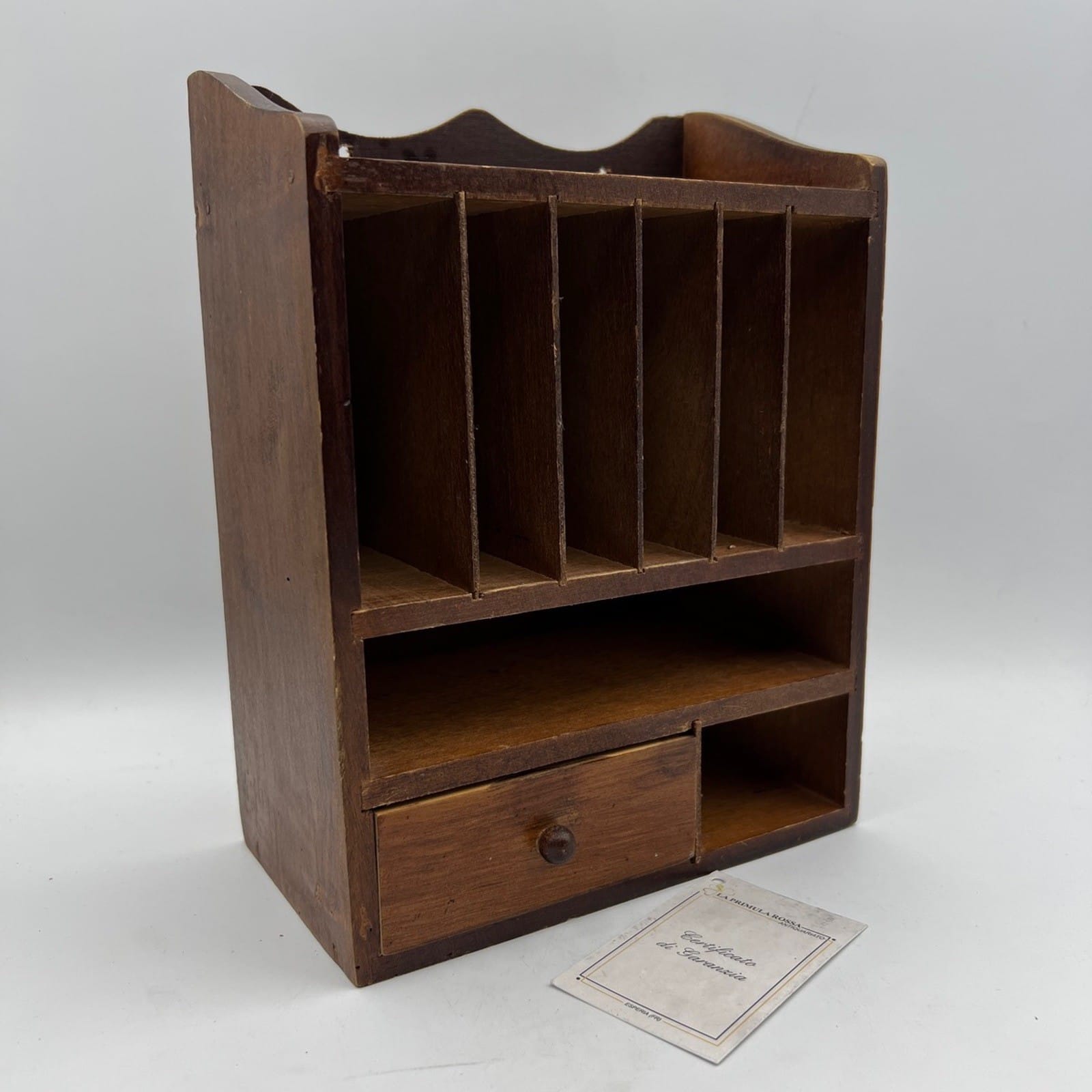 Piccola Mensola Schedario da Scrivania  Espositore da parete in legno vintage Categoria  Mensole