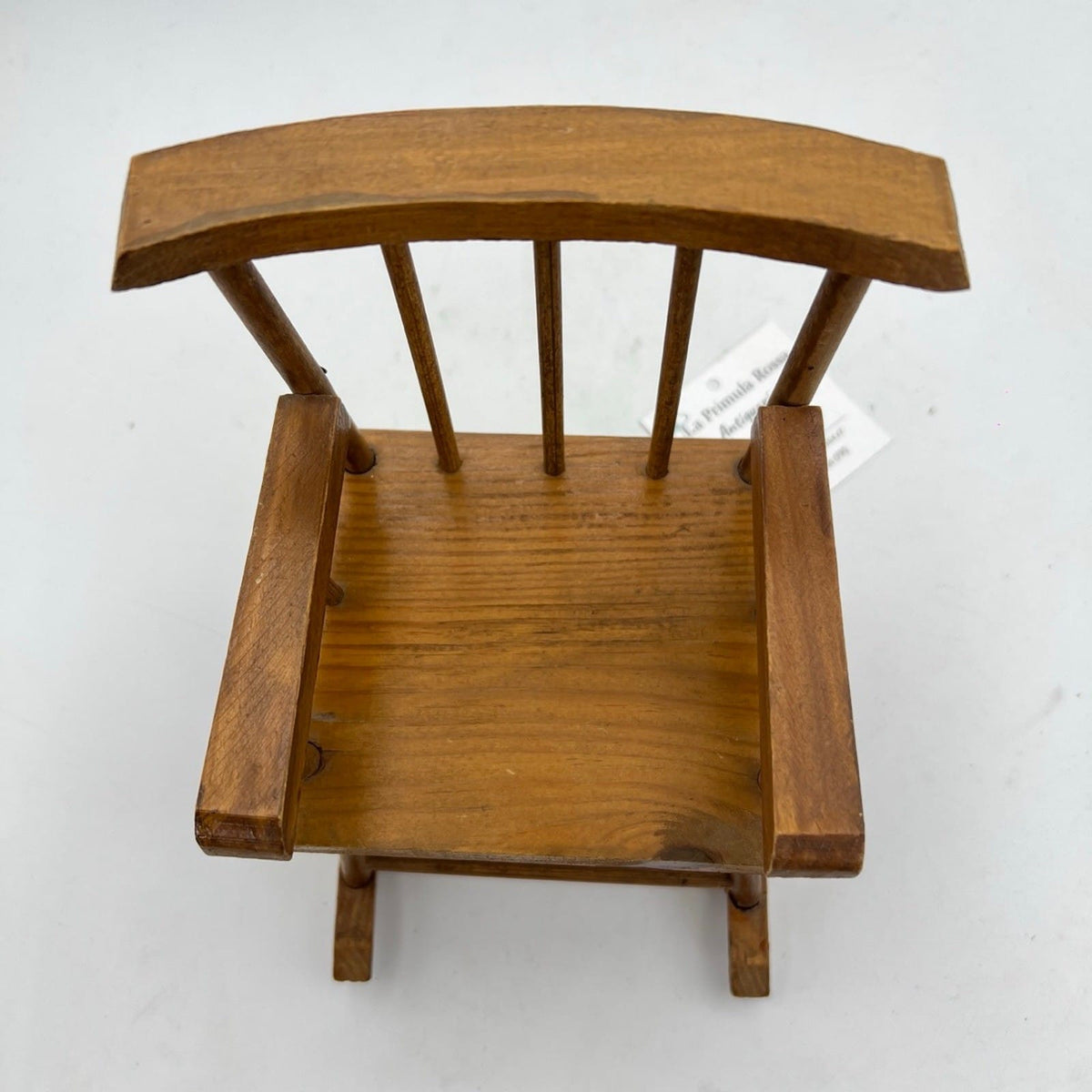 Piccola Sedia a dondolo in miniatura legno per casa delle bambole stile antica Categoria  Giocattoli vintage