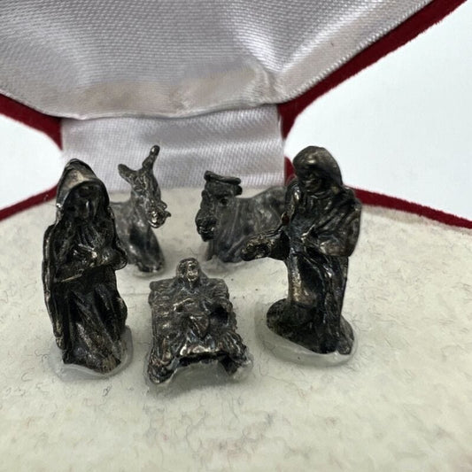 Piccolo Presepe tascabile mini presepio a Conchiglia Natività in miniatura Categoria  Arte e antiquariato:Arte sacra:Statuine e presepi