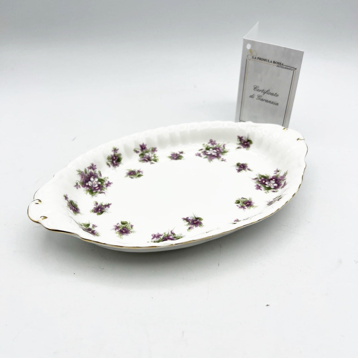 Piccolo Vassoio ovale piatto in porcellana Royal Albert Sweet Violets Violette Categoria  Piatti Vassoio