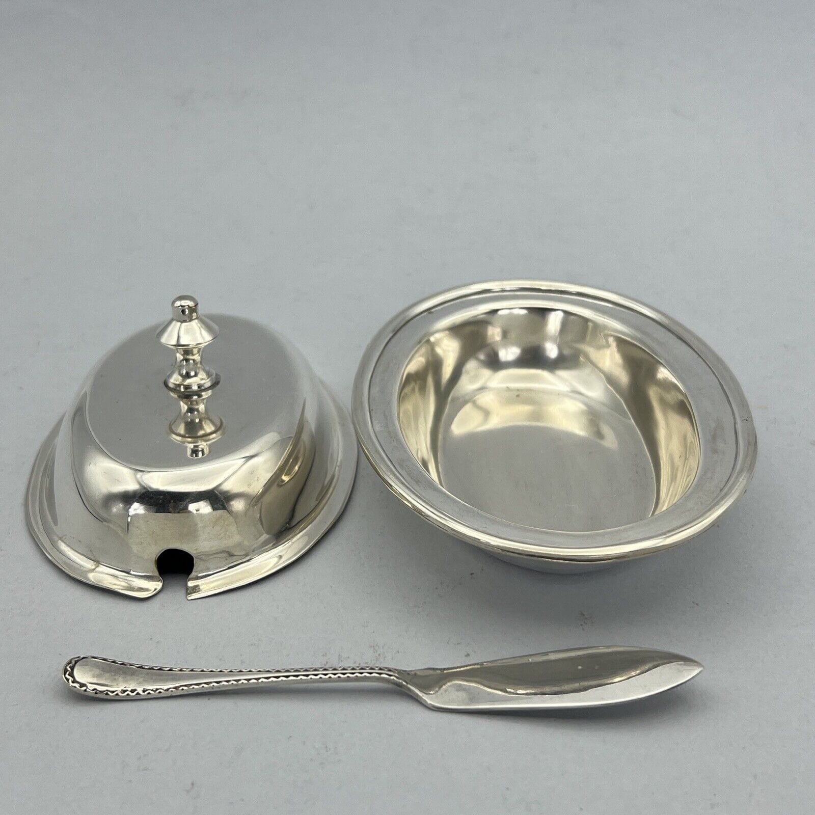 Porta burro formaggio antico in argento placcato silver plated da per tavola Categoria  Sheffield & Argento