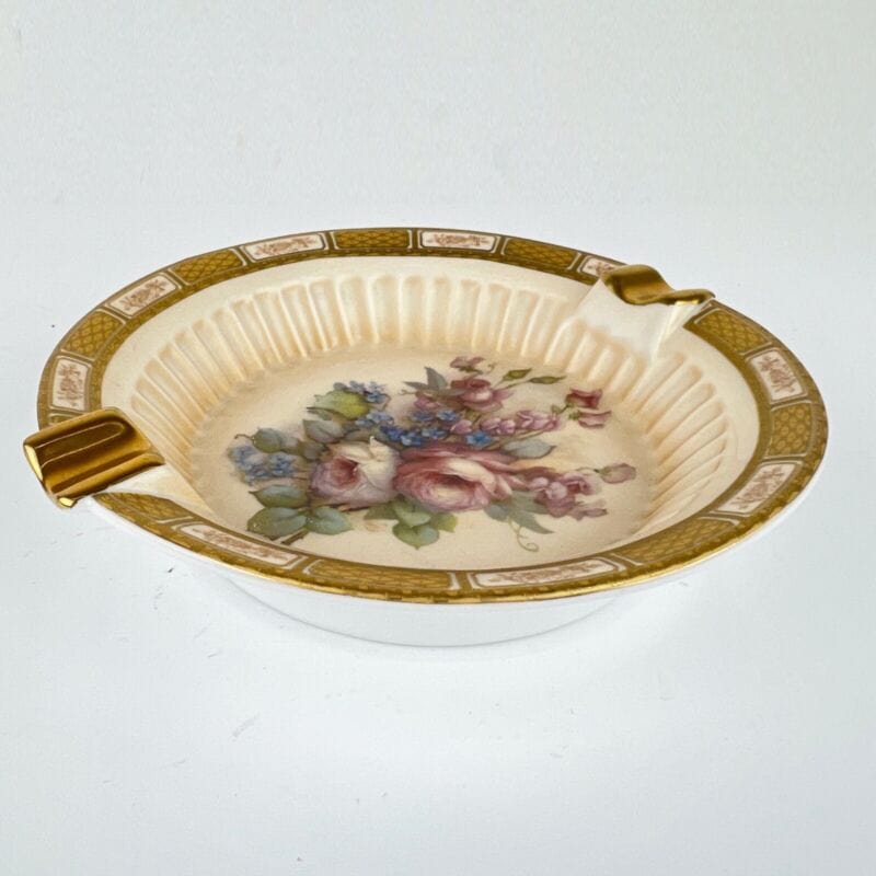 Portacenere vintage posacenere antico in porcellana in stile Limoges decoro rose Categoria  Oggetti per fumatori