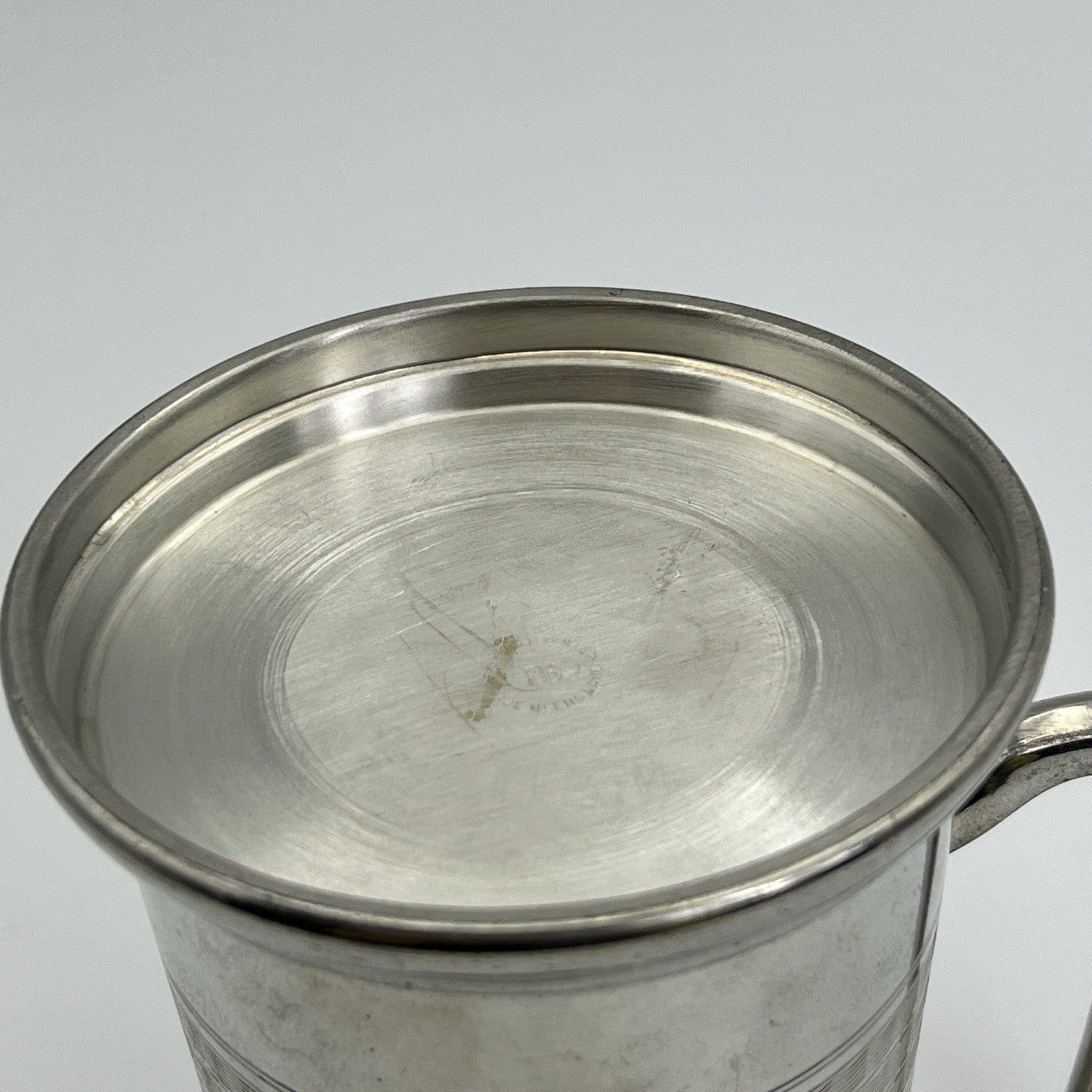 Portapenne da scrivania antico in metallo peltro boccale d'epoca 900 inglese XL Categoria  Sheffield & Argento