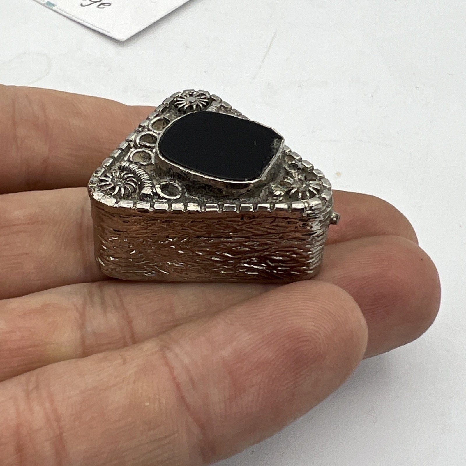 Portapillole a triangolo vintage in Argento Silver plated Scatolina con pietra Categoria  Sheffield & Argento