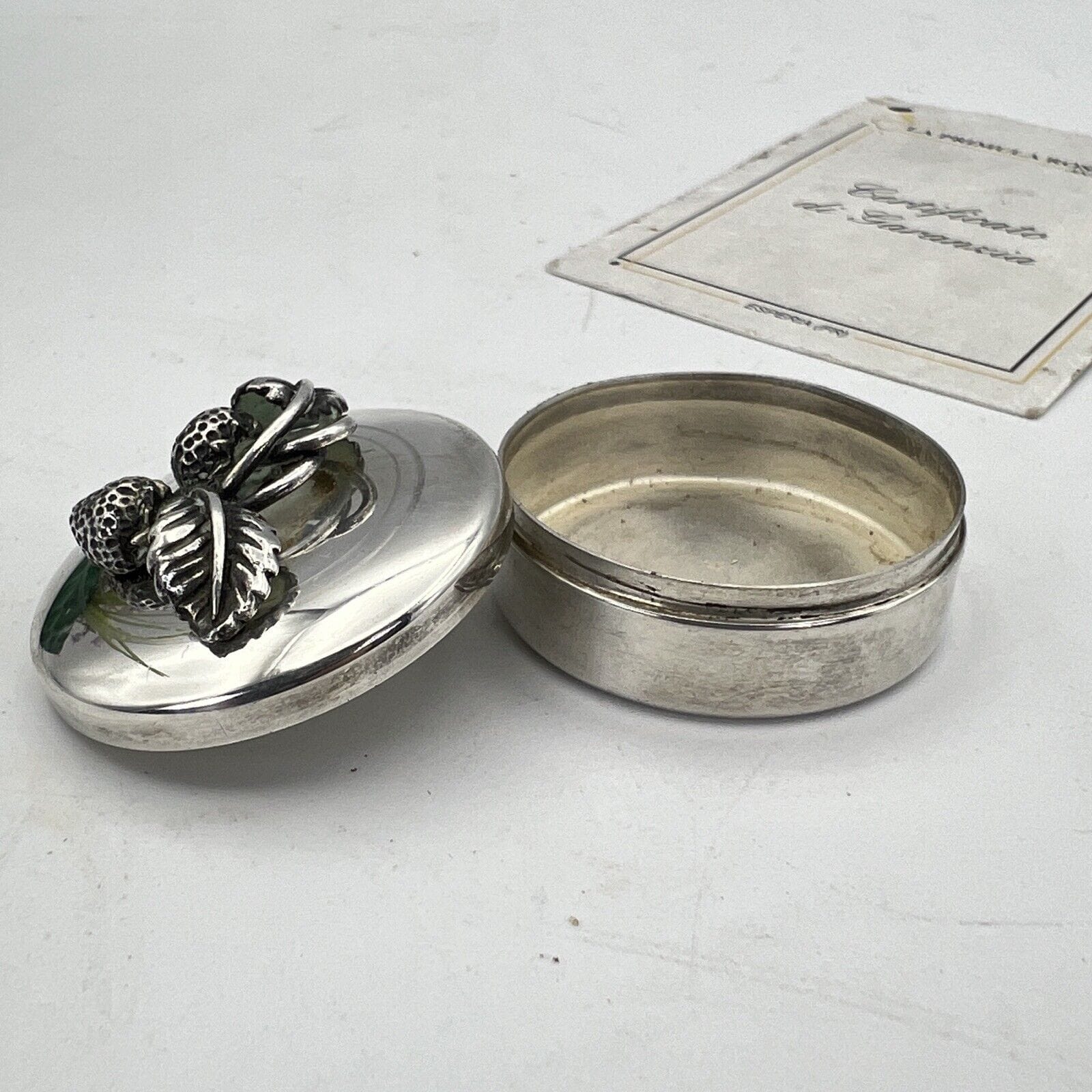 Portapillole Vintage in Argento 800 Raspini Scatolina anni 70 con Fragole Categoria  Sheffield & Argento