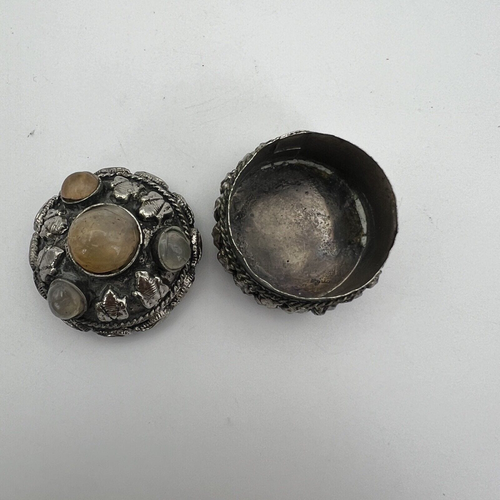 Portapillole vintage in Argento Silver plated Scatolina con pietre Indiana Categoria  Sheffield & Argento