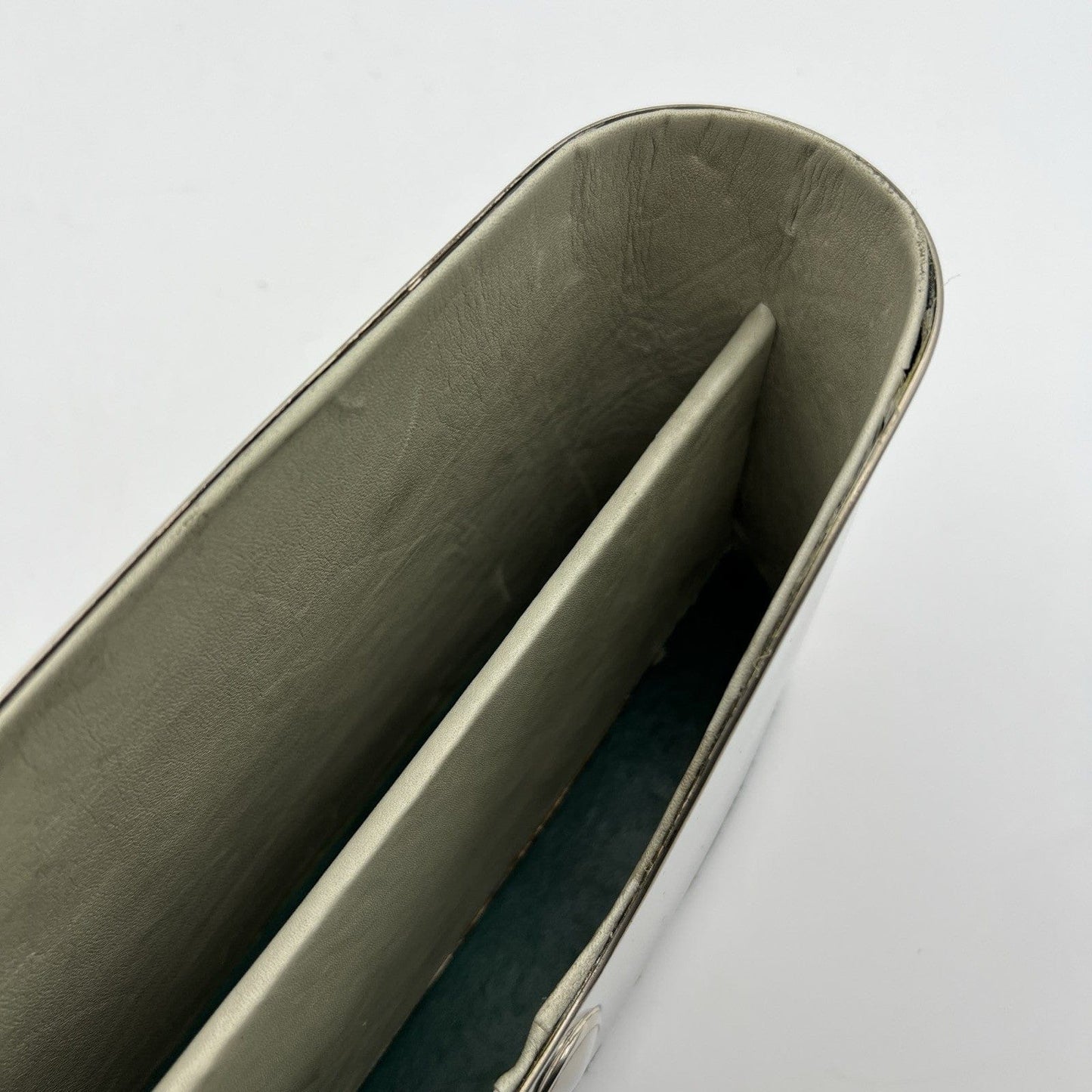 Portaposta Contenitore da per scrivania in argento sheffield silverplate Antico Categoria  Sheffield & Argento