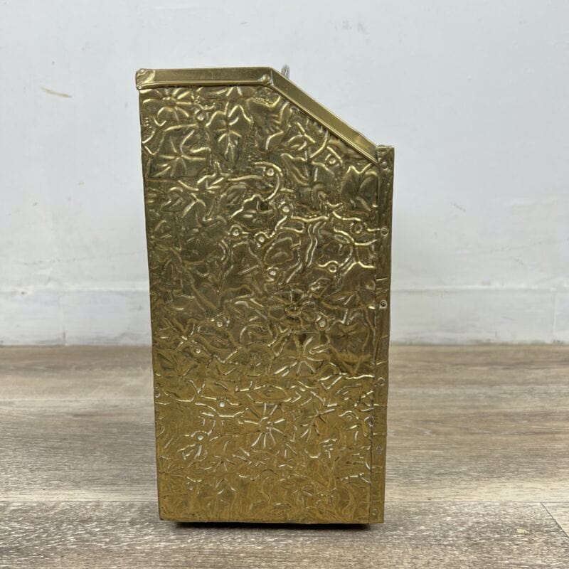 Portariviste antico in legno e ottone da terra vecchio porta giornali d'epoca Categoria  Ottone