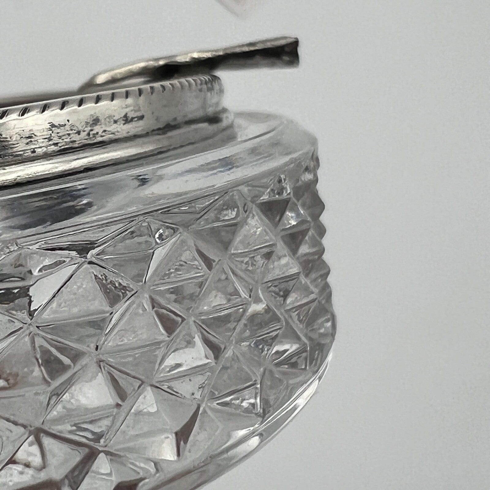 Posacenere portacenere antico in argento 800 vetro cristallo molato anni 40 Categoria  Sheffield & Argento