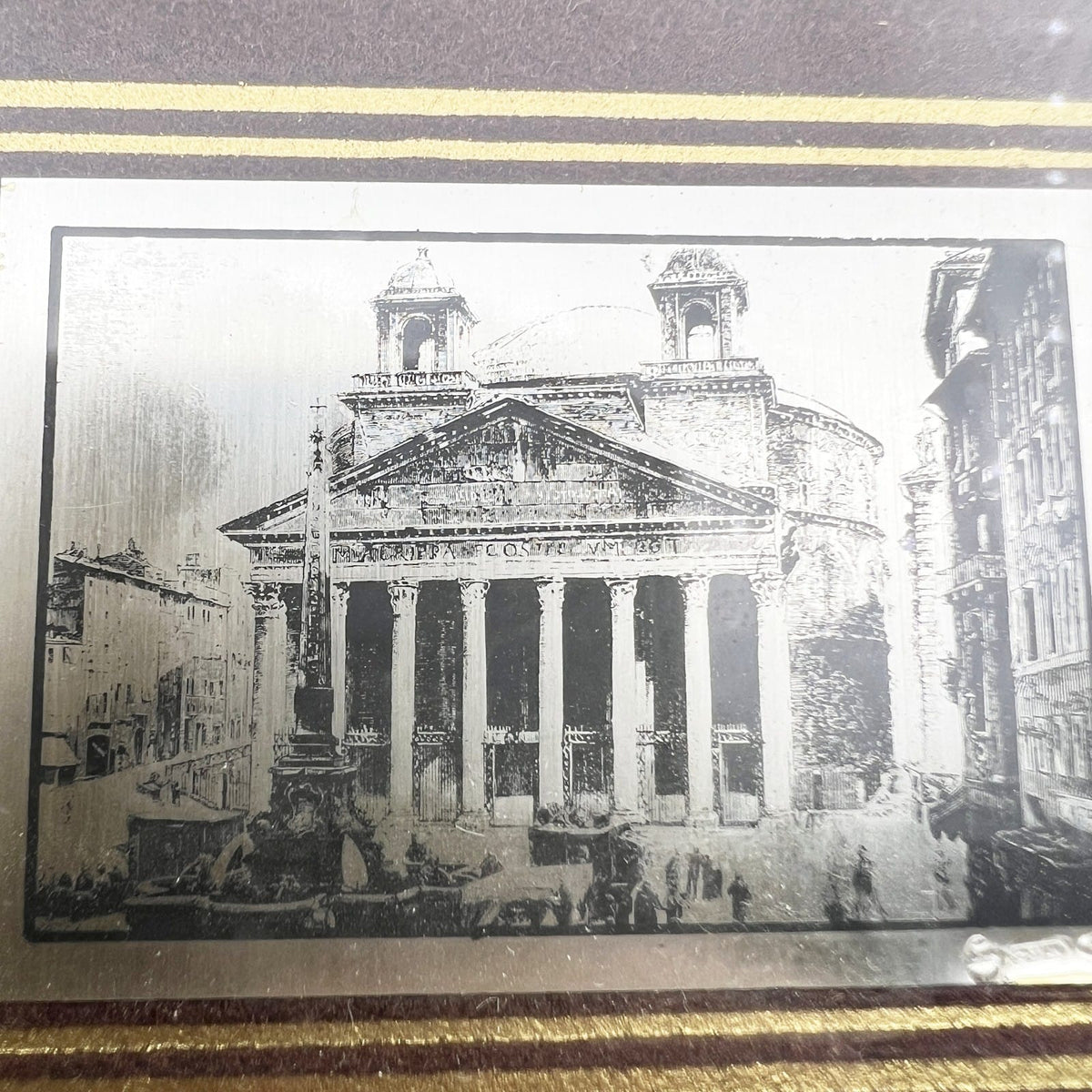 Quadretto Lastra di Argento 925 Incisione Pantheon Roma con Cornice in legno Categoria  Sheffield & Argento