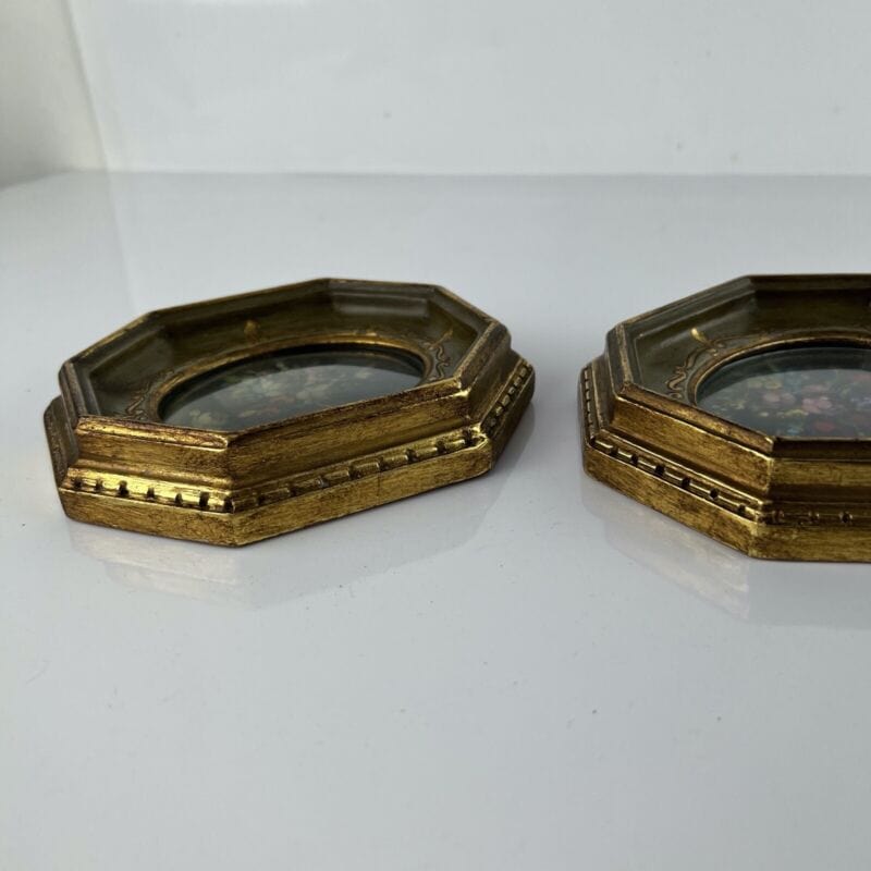 Quadro antico dipinto a olio coppia quadretti fiori cornice oro stile fiorentino Categoria  Quadri