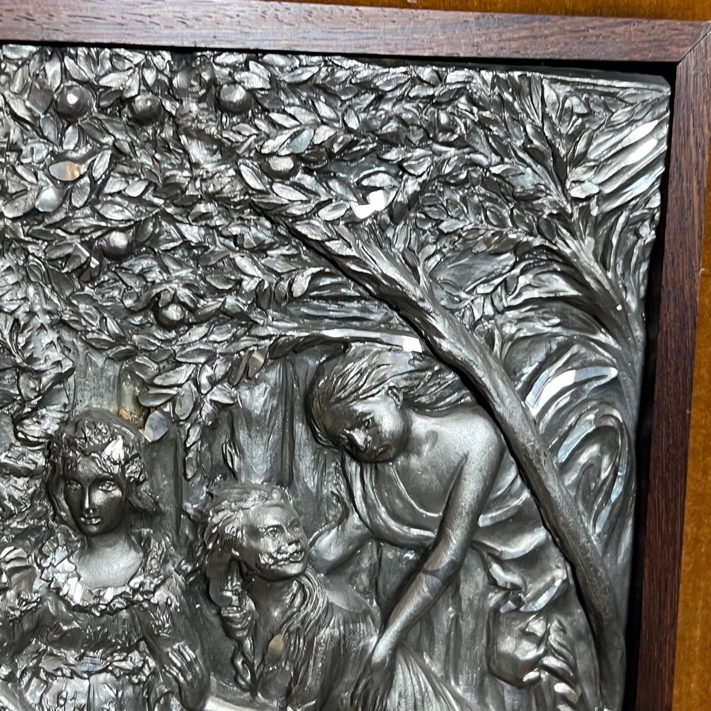 Quadro bassorilievo vintage in peltro da Collezione Artista Trezza Botticelli Categoria  Quadri