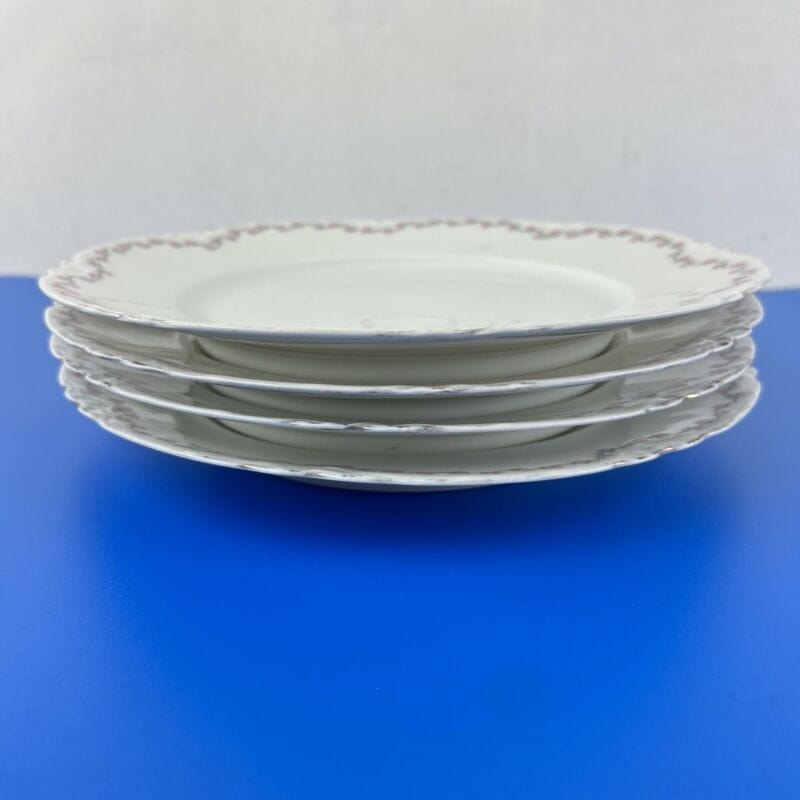 Richard Ginori Set di 4 piatti antichi bianchi servizio in porcellana anni 30 Categoria  Piatti e Piattini