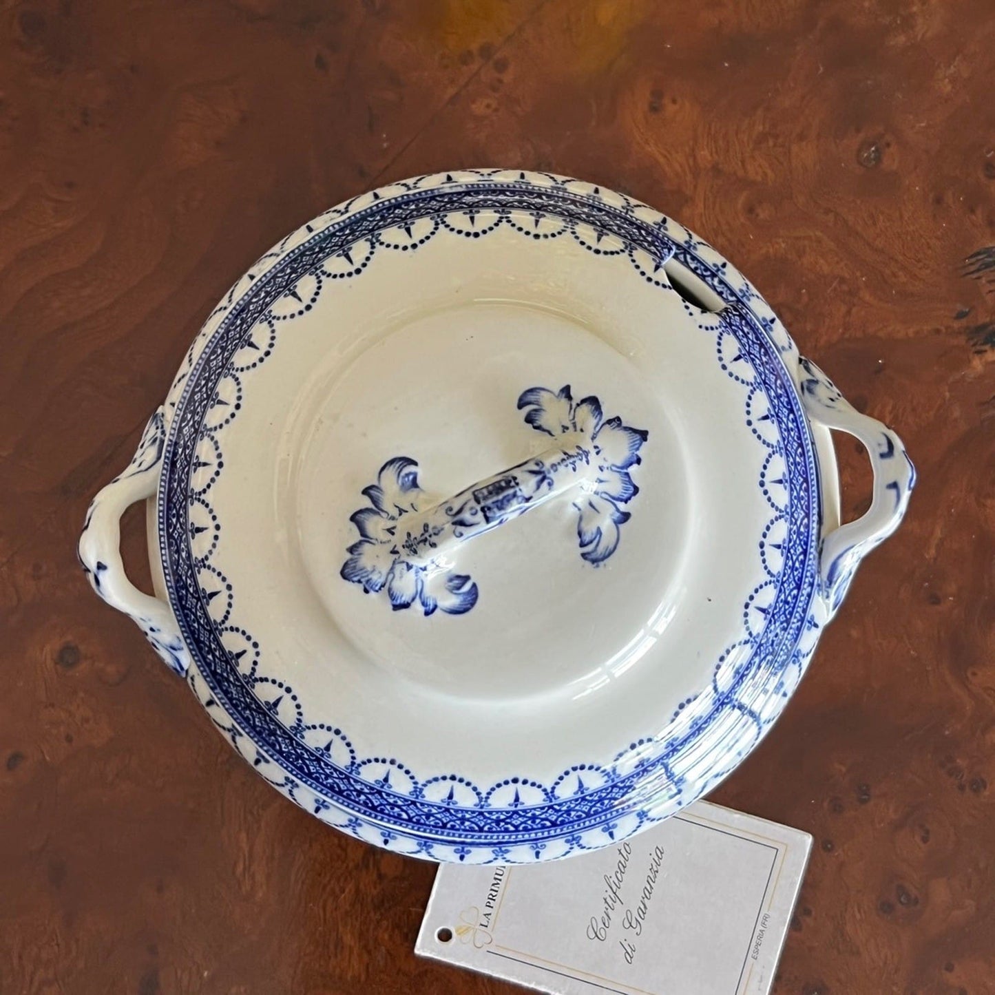 Salsiera antica inglese in ceramica con coperchio e mestolo vecchia zuppiera Categoria  Zuppiere