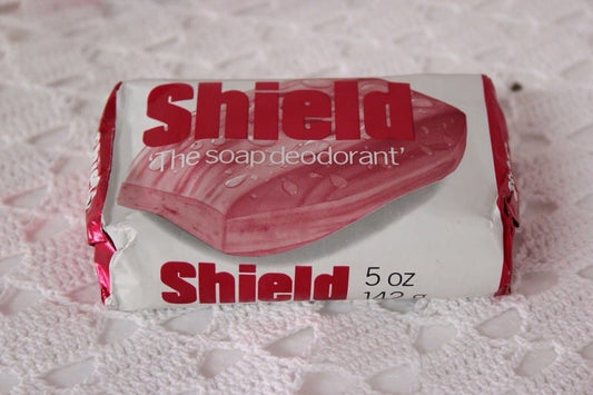 Saponetta Vintage da collezione inglese profumata SHIELD soap red  sapone 1980 Categoria  Vintage