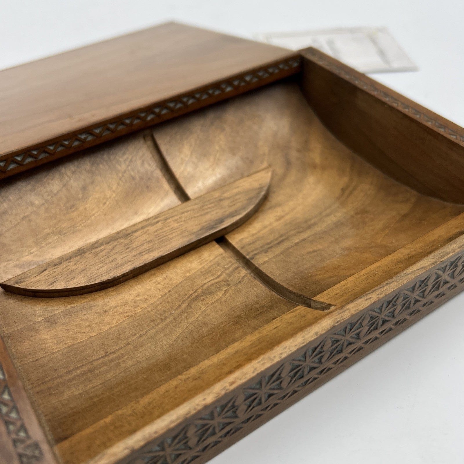 Scatola antica in legno cofanetto scrivania portasigarette porta oggetti Categoria  Scatole in legno