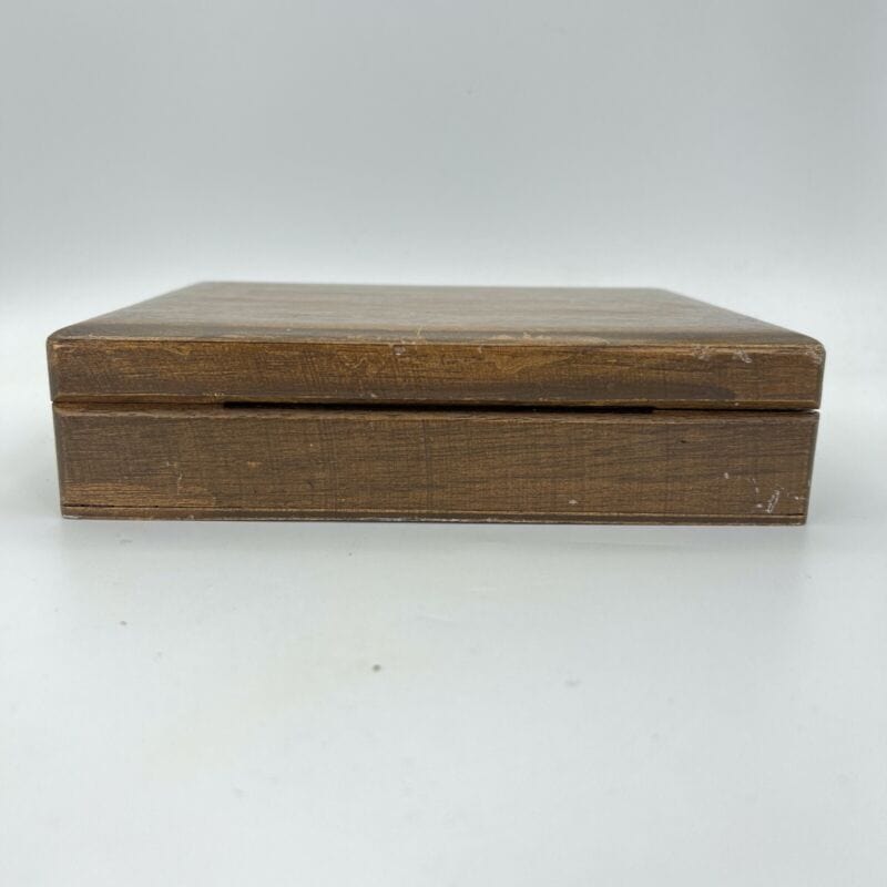 Scatola antica in legno da scrivania ufficio cofanetto portaoggetti epoca 900 Categoria  Scatole in legno