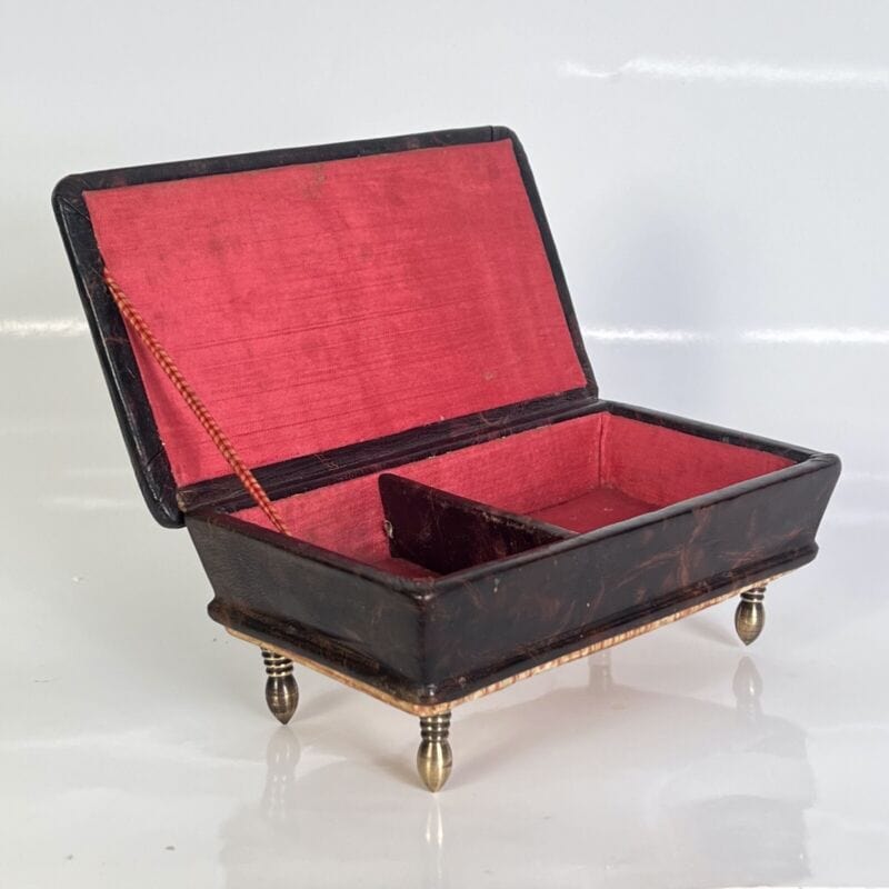 Scatola cofanetto antica in legno e pelle portagioie scatolina porta oggetti '50 Categoria  Scatole in legno