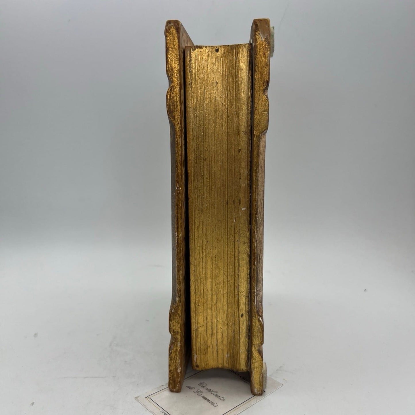 Scatola Fiorentina in legno a forma di finto libro stile antico dorato anni '60 Categoria  Oggetti sacri - rosari