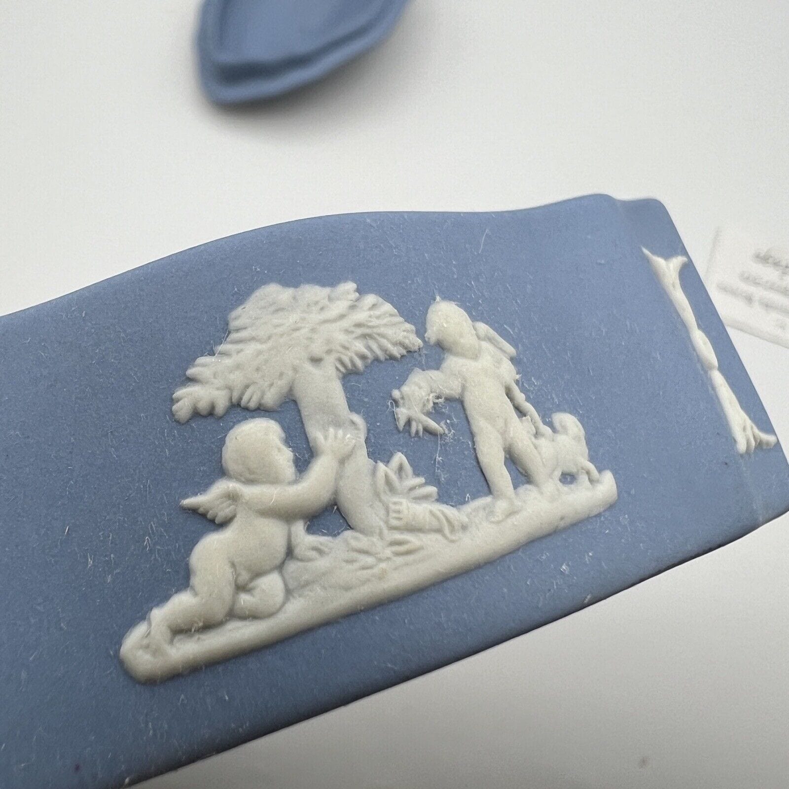 Scatola Portagioie in porcellana scatolina Wedgwood azzurra Vintage Putti Angeli Categoria  Scatoline portagioie