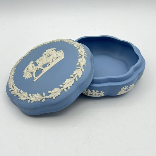 Scatola Portagioie in porcellana scatolina Wedgwood celeste Vintage Putti Angeli Categoria  Scatoline portagioie