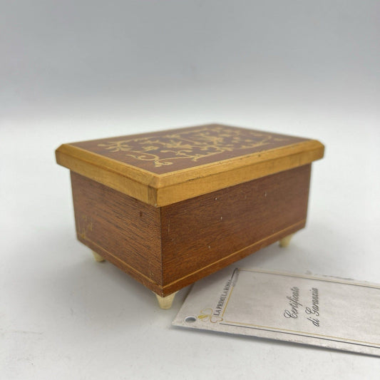 Scatolina sorrentina vintage con di sorrento in legno intarsiata Portagioie Categoria  Scatole in legno