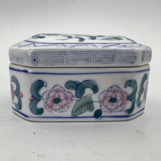 Scatolina vintage in porcellana scatola ceramica Cinese portagiogie contenitore Categoria  Altro
