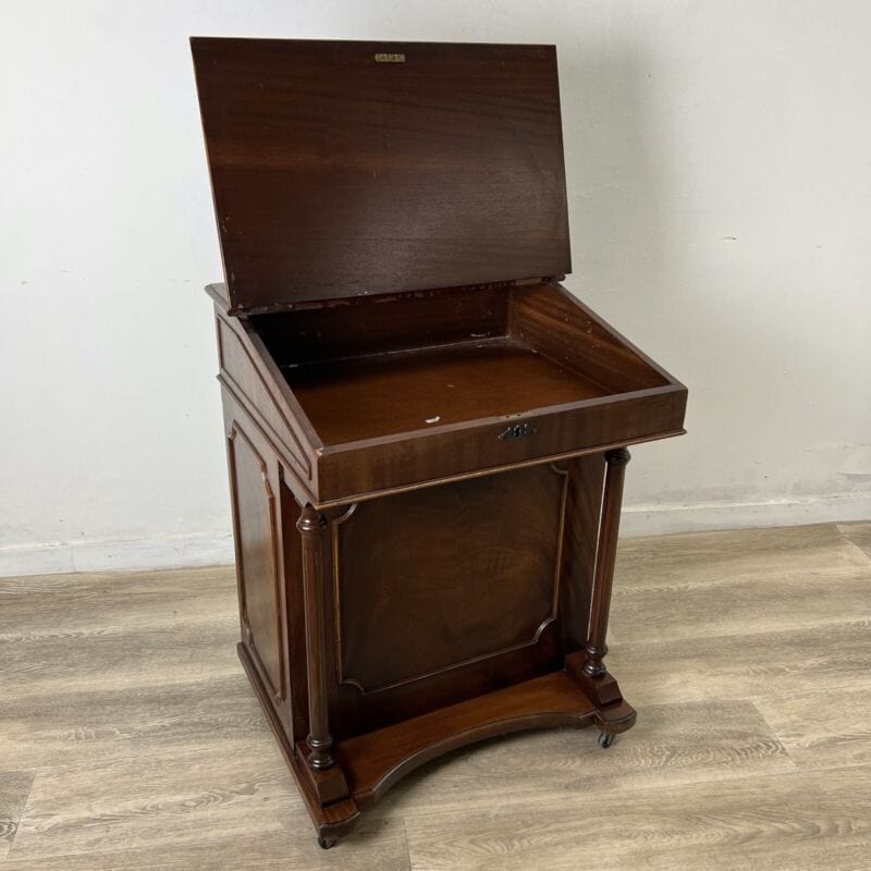 Scrittoio stile antico scrivania leggio davenport in legno pelle mobile Vintage Categoria  Scrittoi & Ribalte