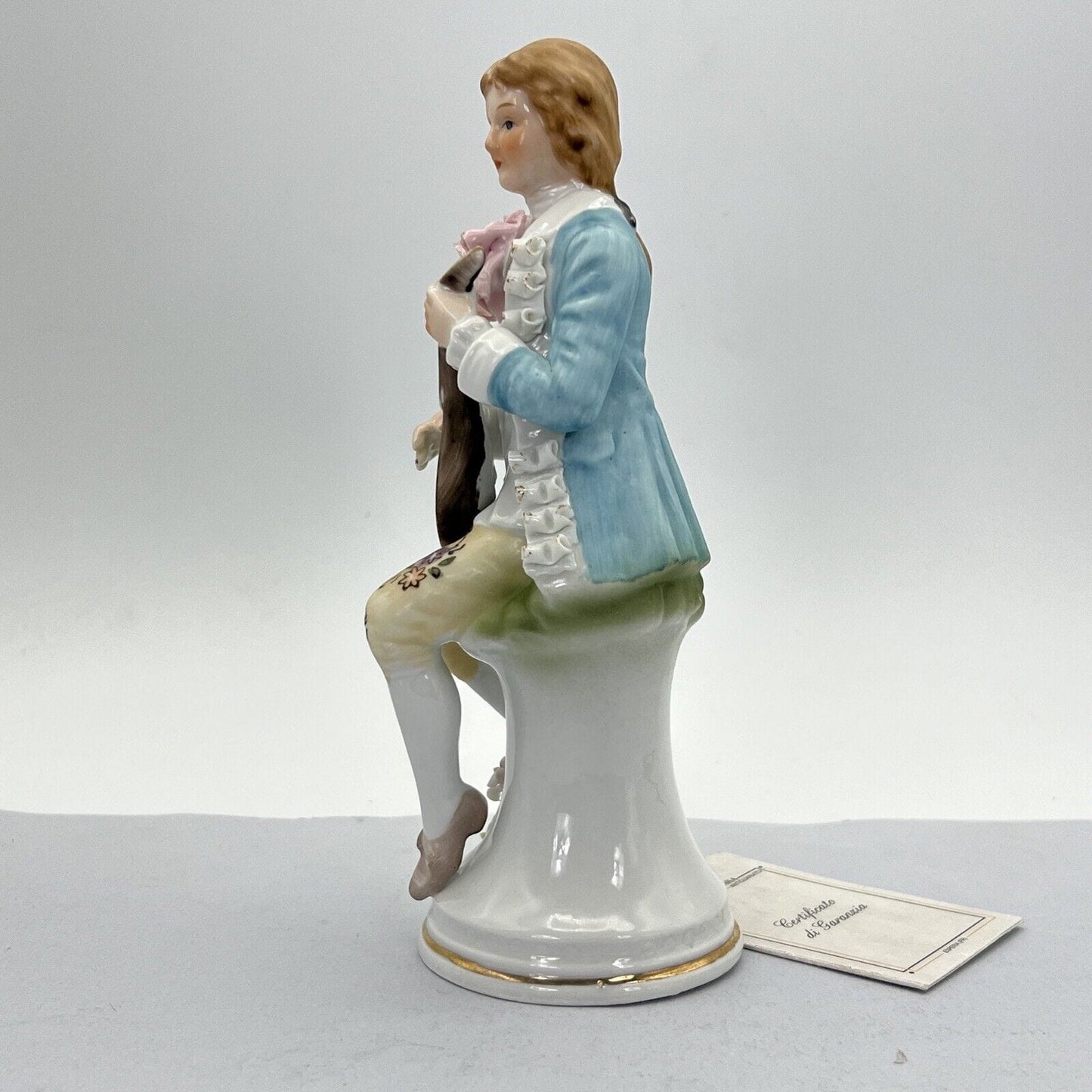 Scultura Statuina in Porcellana italiana vintage da collezione Giovane Musicista Categoria  Statuine