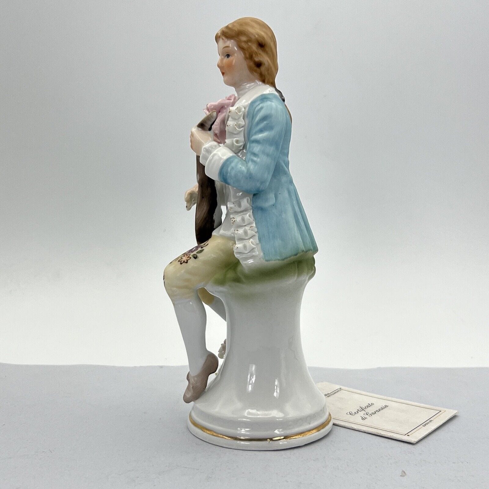 Scultura Statuina in Porcellana italiana vintage da collezione Giovane Musicista Categoria  Statuine
